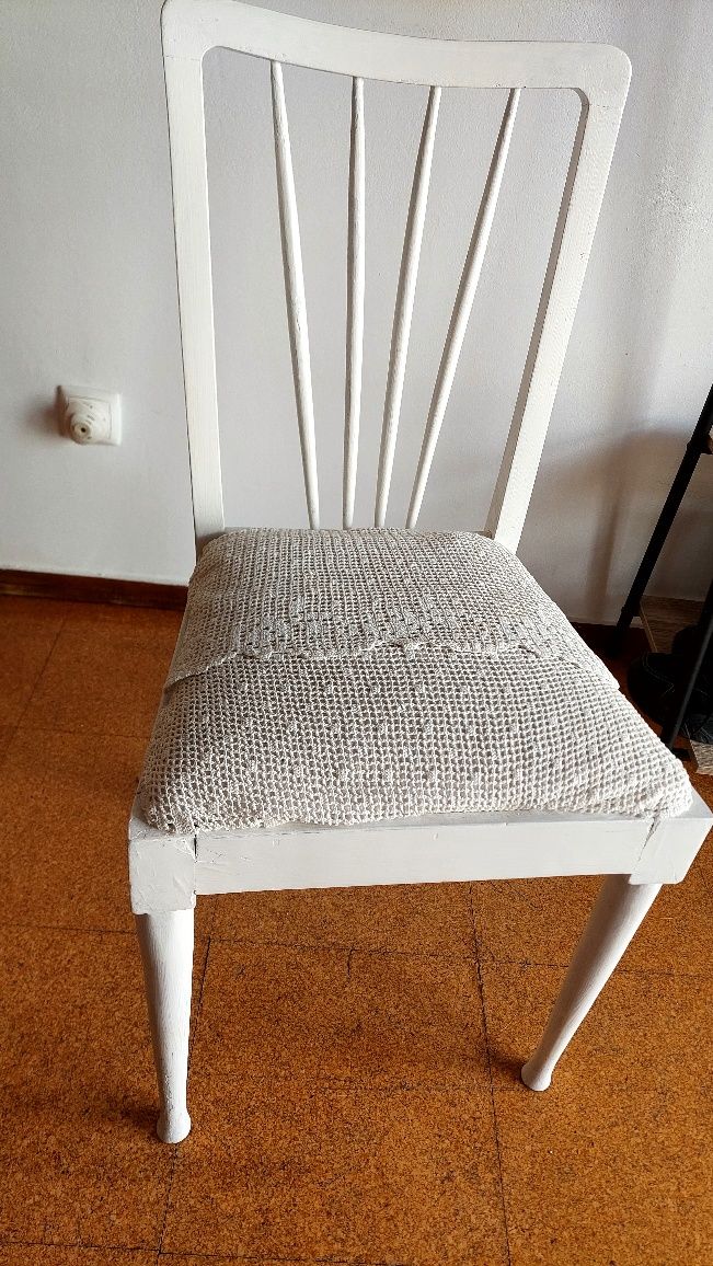 Cadeira Branca Rústica