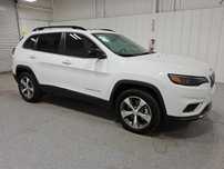 Jeep Cherokee Benzyna