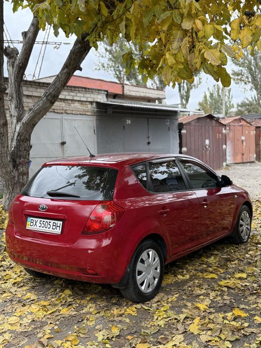 Kia Ceed 2.0 газ/бензин автомат
