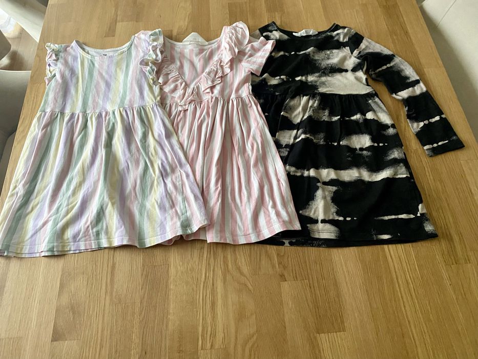 Paka ubran 18 sztuk  5 lat -6 lat dziewczynka Zara, H&M,kurtki,spodnie