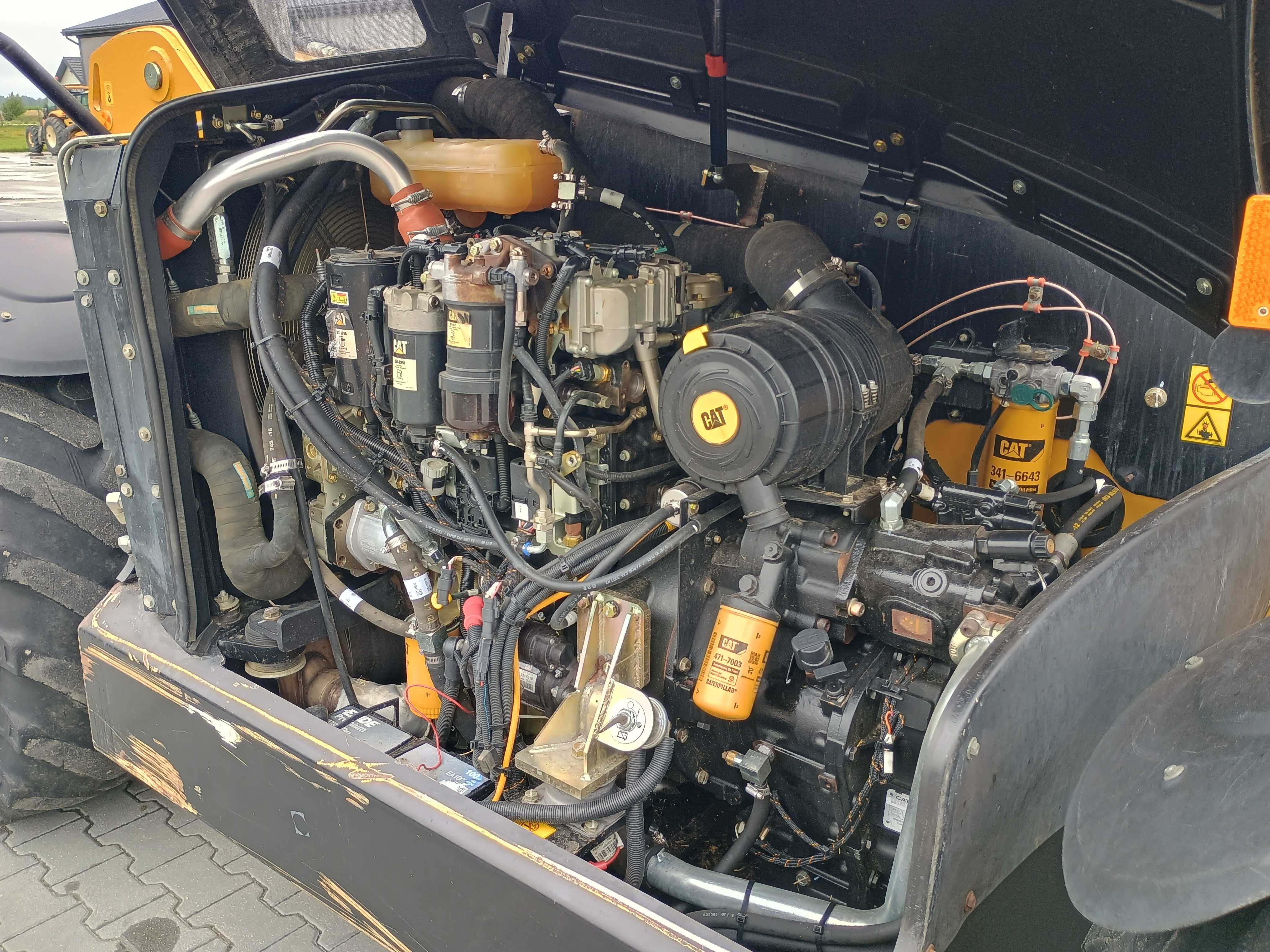 Ładowarka teleskopowa Caterpillar CAT TH 407 rok 2014