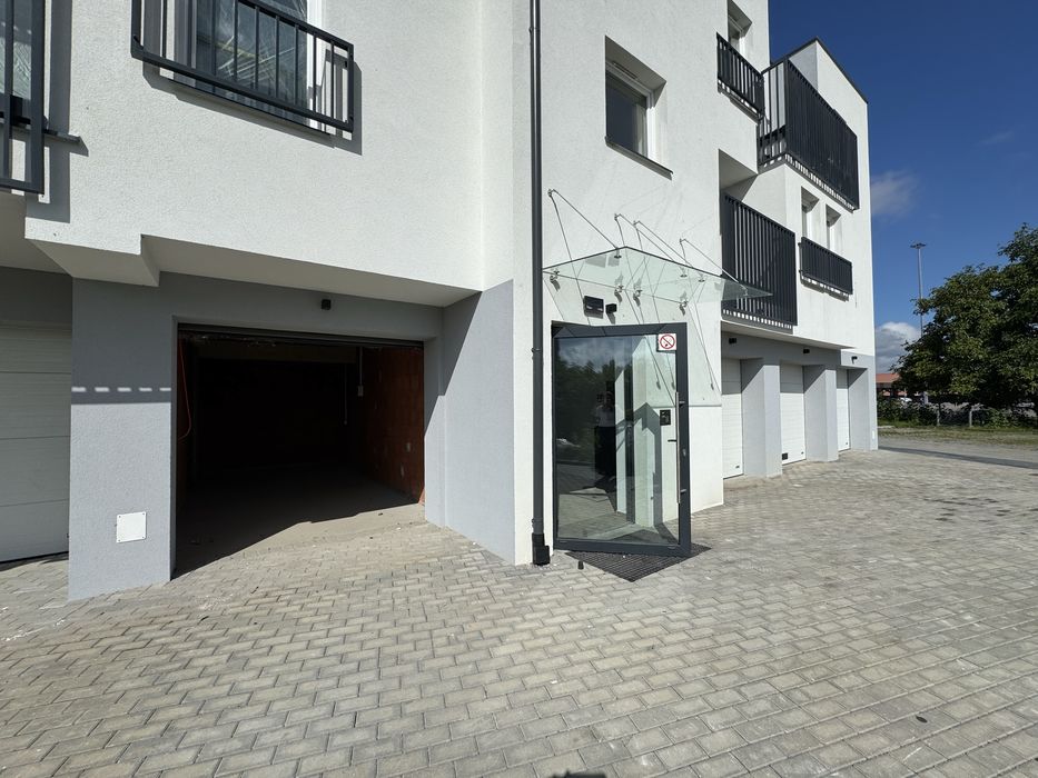 Garaż z prądem - suchy, ciepły, nowy ul. Owsiana obok Auchan