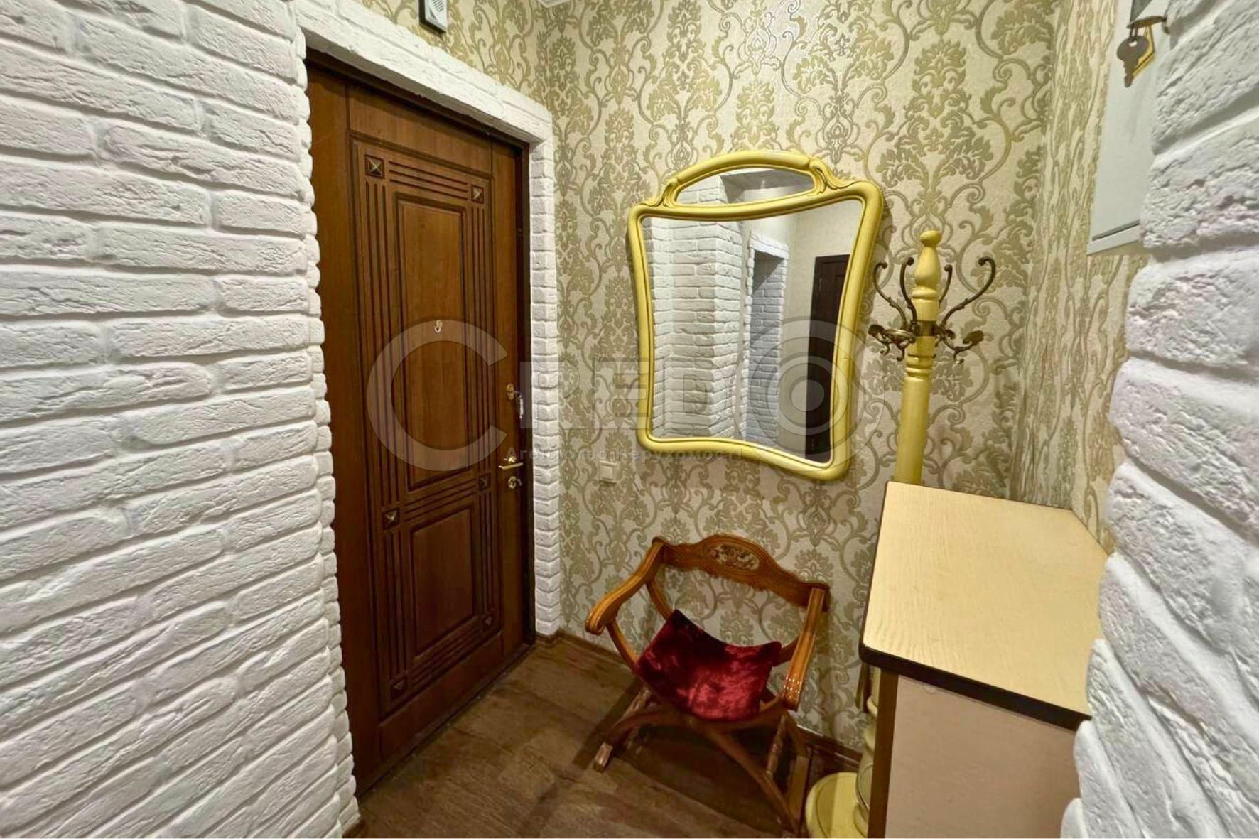 Продаж 2-кімнатної квартири, район Соцміста, вул. Революційна