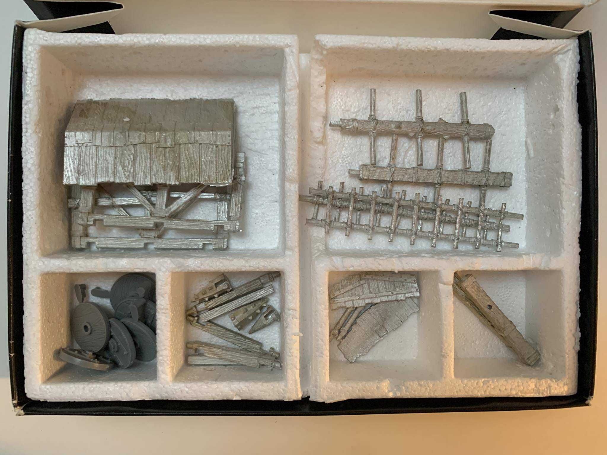 Warhammer Fantasy Battle: Siege Attackers - box