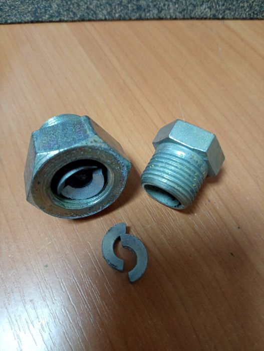 Штуцер соединительный, переходной