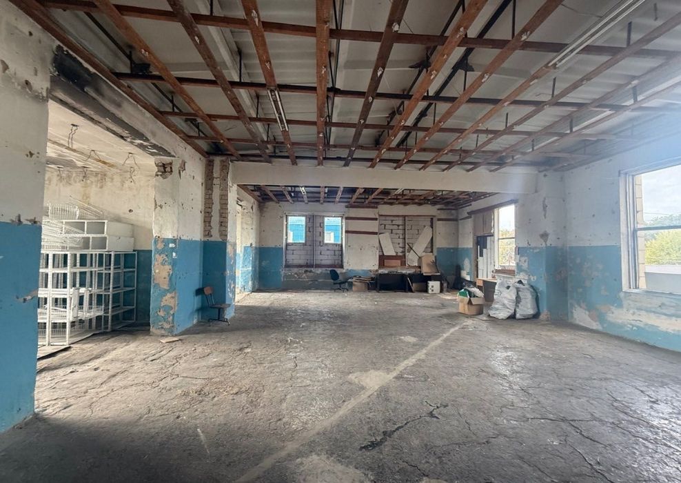 Без Комісії | вул. Радистів, метро Лісова | під виробництво або склад