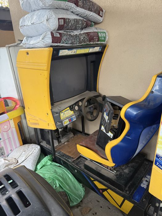 Іграшкові автомати  атракціони доя дітей  атракціони