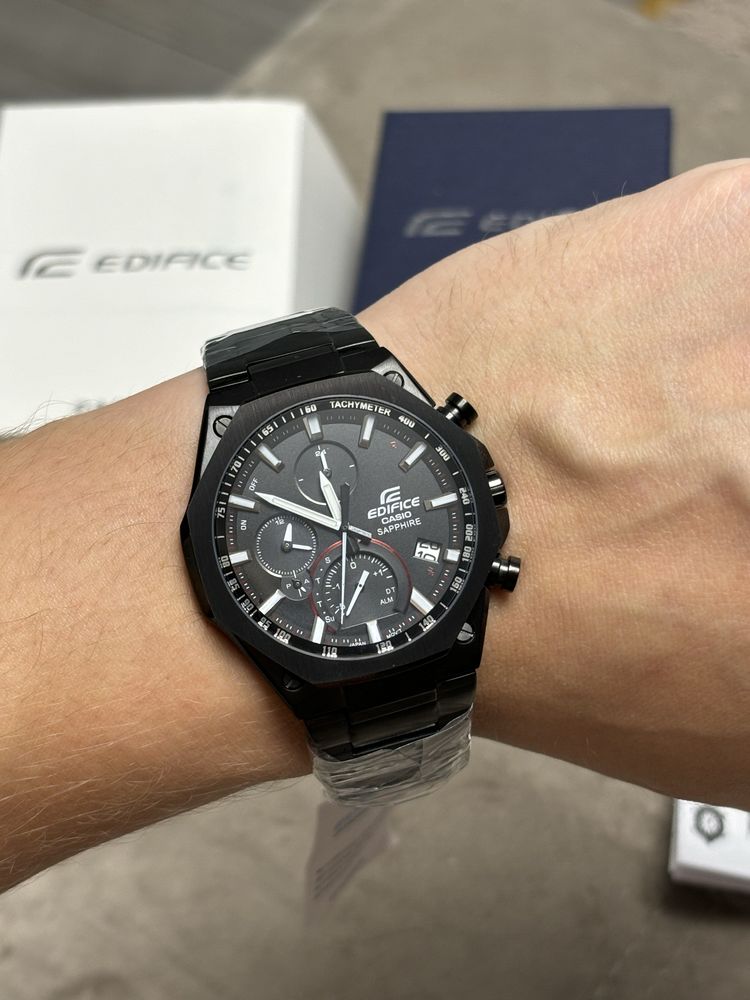 Годинник Casio Edifice EQB-1100DC-1AER