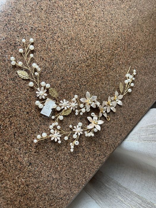 Віночок для волосся з квітами