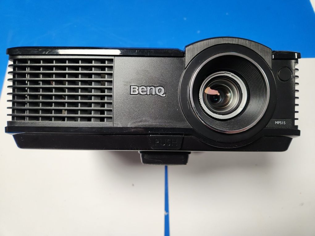 Projetor BenQ MP515