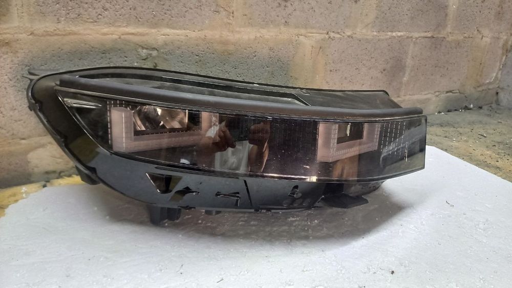 Фара права Hyundai Ioniq 5 2022,2023,2024