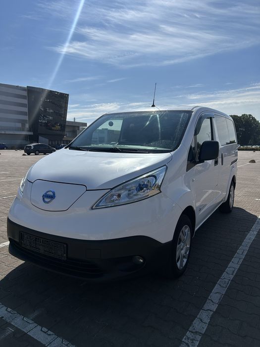 Nissan e-nv200 2018
