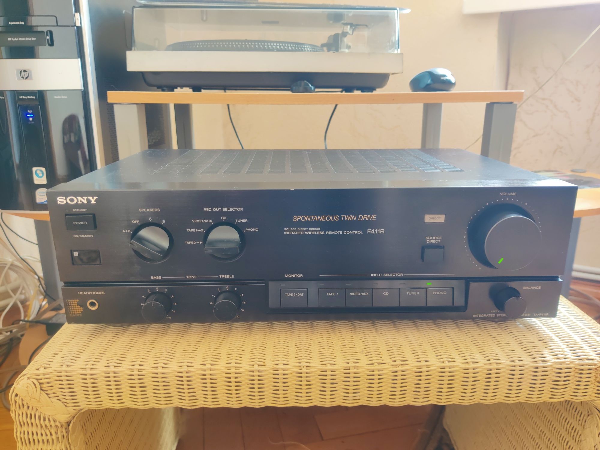 Підсилювач SONY f 411 R