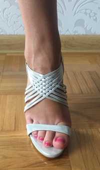 KAZAR - nowe srebrne sandały na szpilce, rozmiar 36