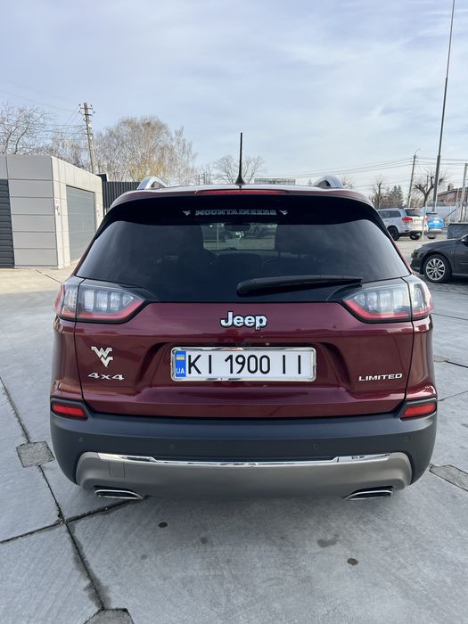 Jeep Cherokee 2019 3,2 Газ/бенз
