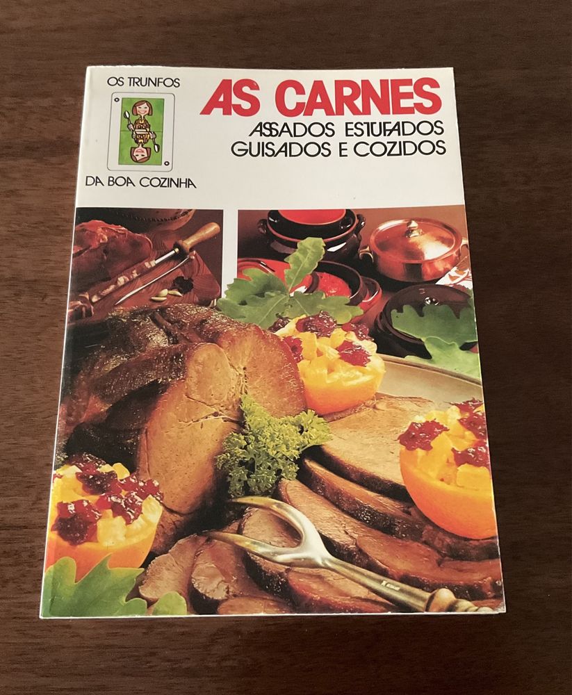 Dois livros de culinaria