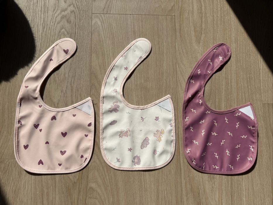 Zestaw śliniaków + mata silikonowa do jedzenia dla niemowlaka