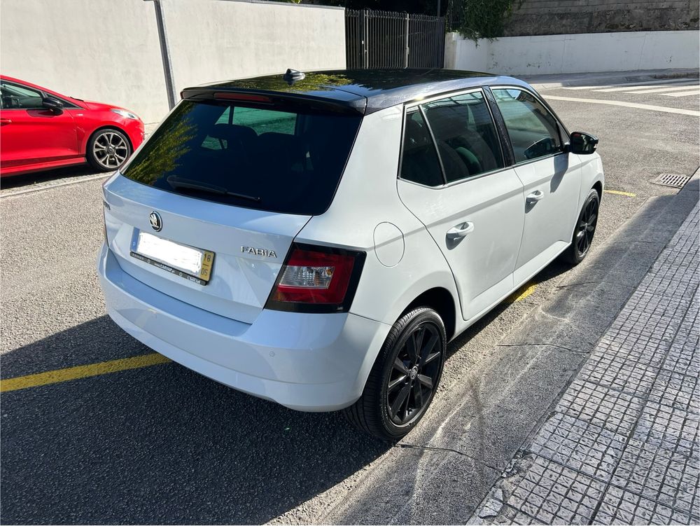 Skoda Fabia 1.0Tsi 95cv -c/ 23.000kms