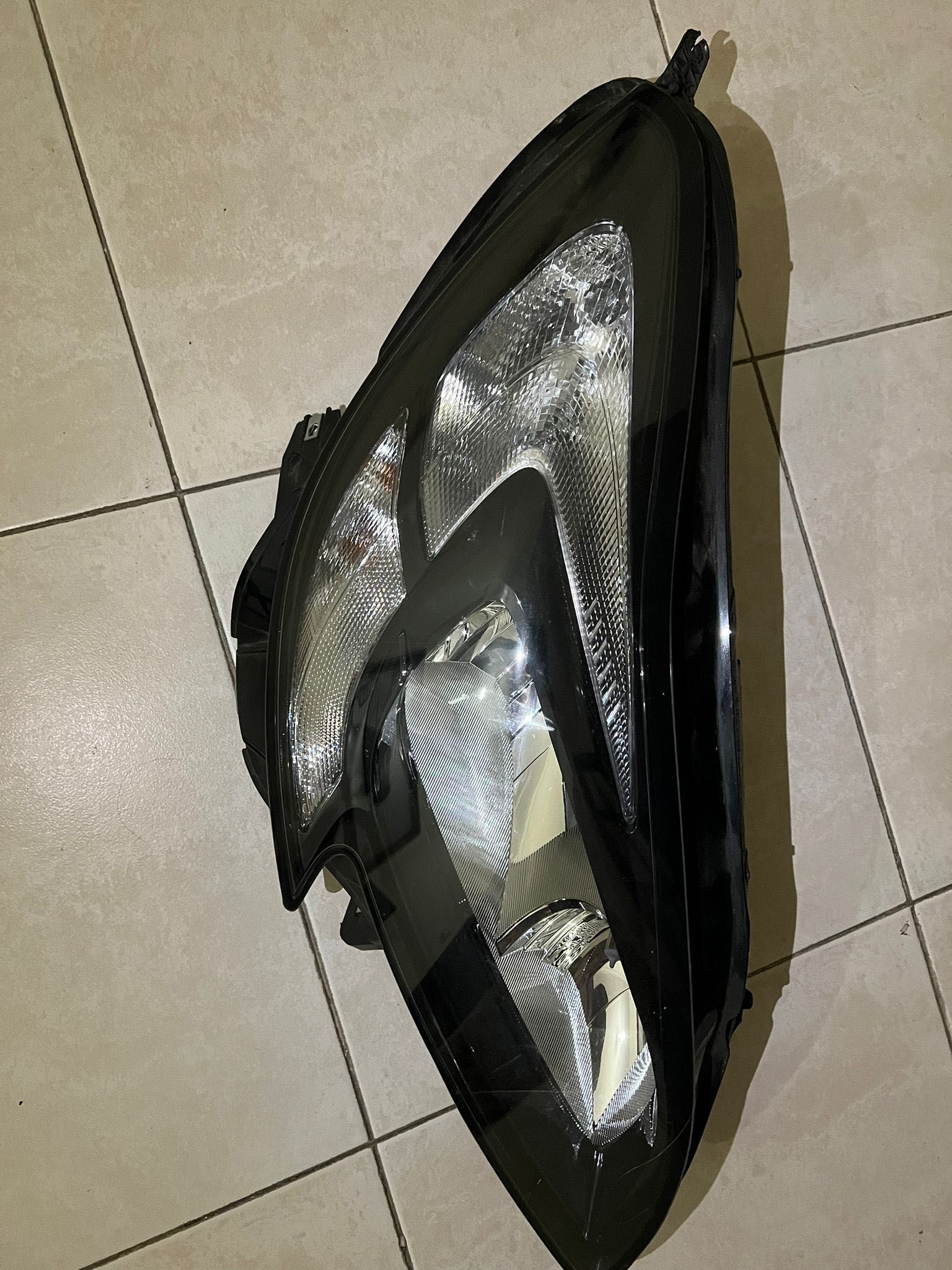 Farol Opel Corsa E DRT