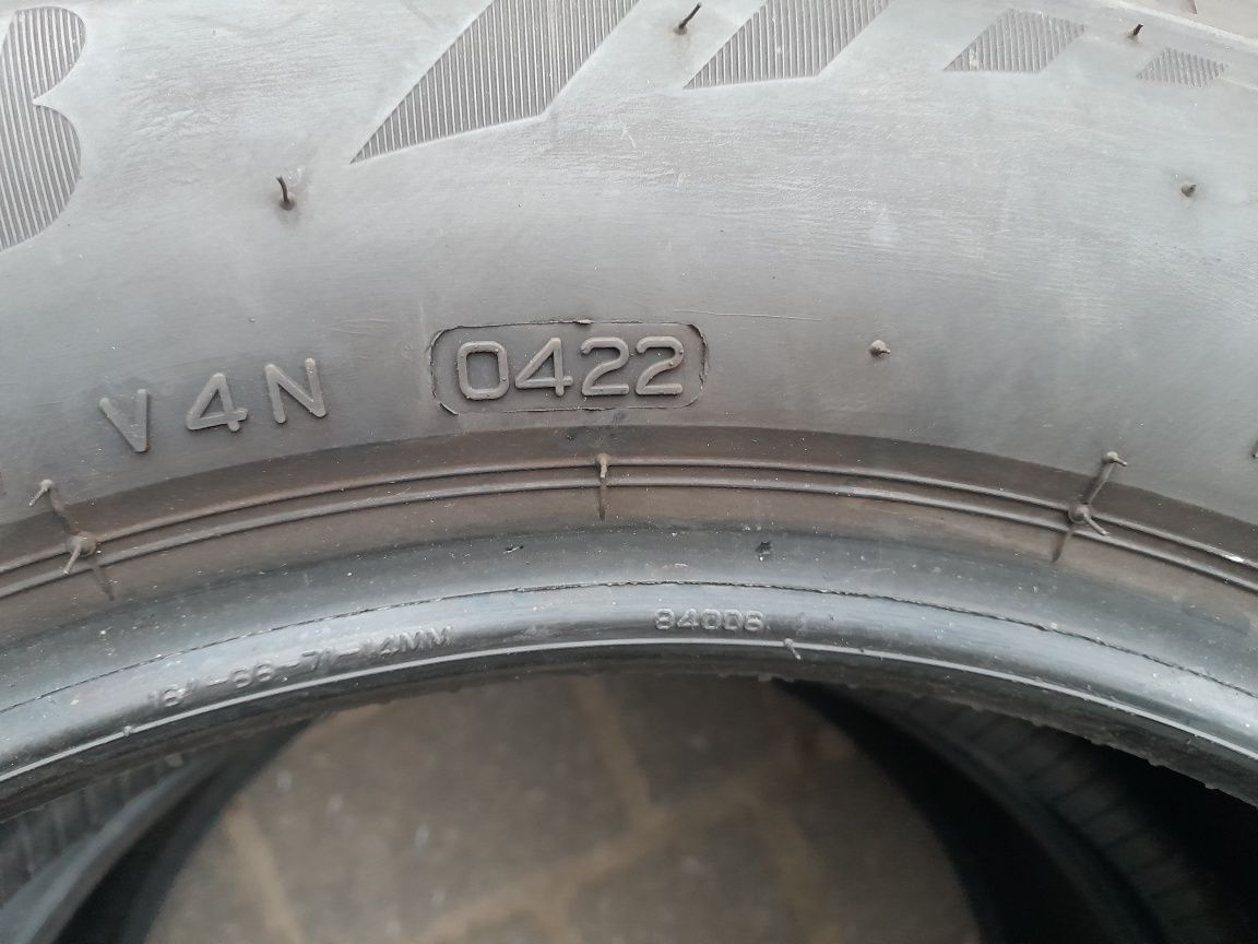 BRIDGESTONE 195/60R16 93H , pojedyńcza opona wielosezonowa.