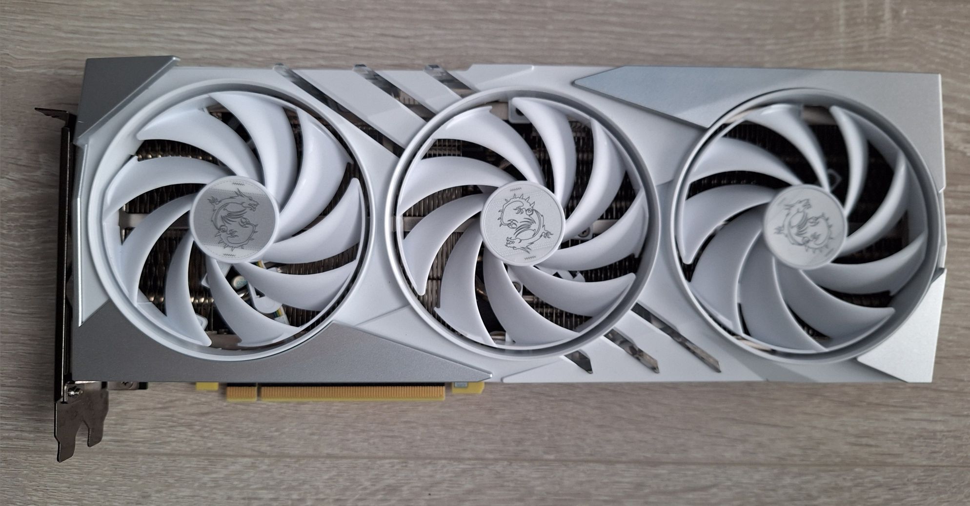 MSI GeForce RTX4070Ti Gaming Slim 12GB GDDR6X