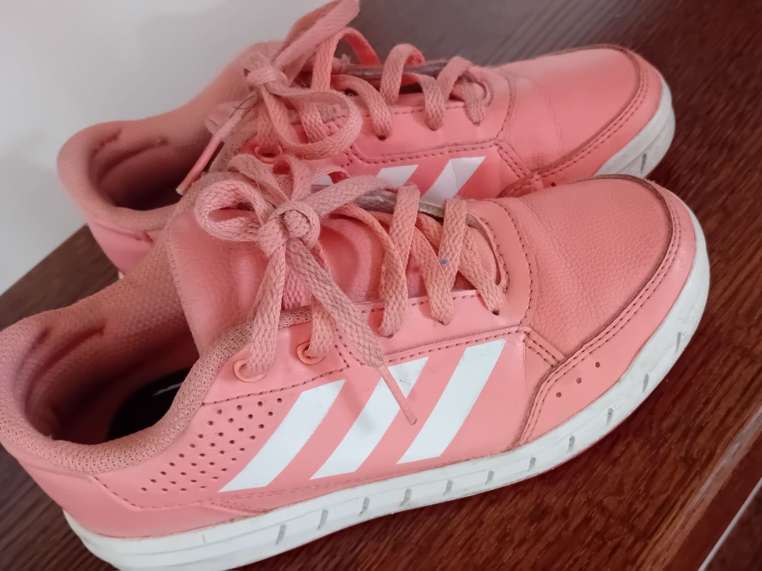 Adidasy dla dziewczynki