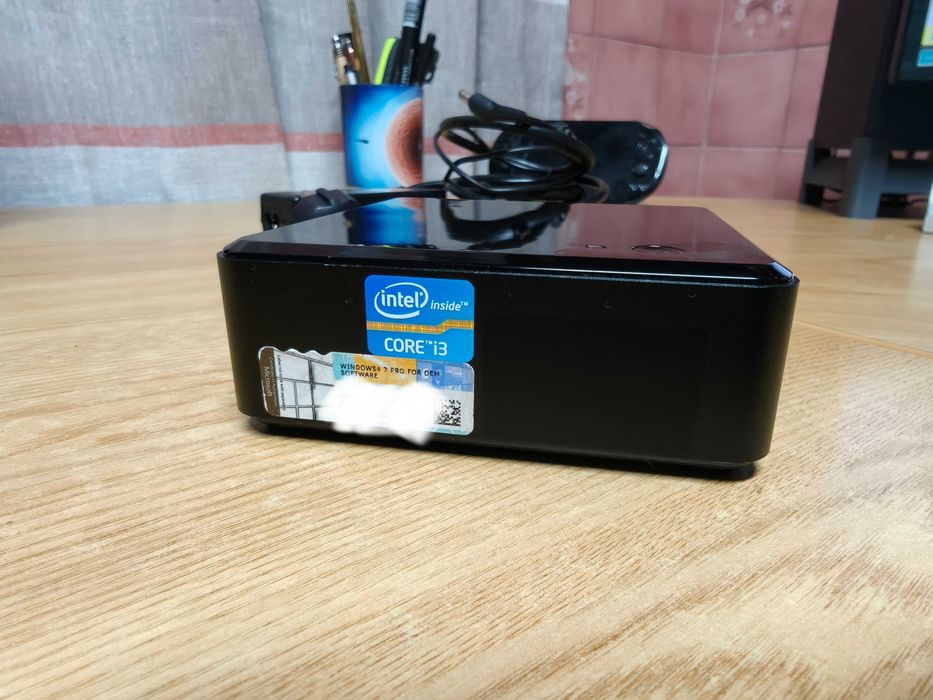 Computador Intel NUC DC3217IYE