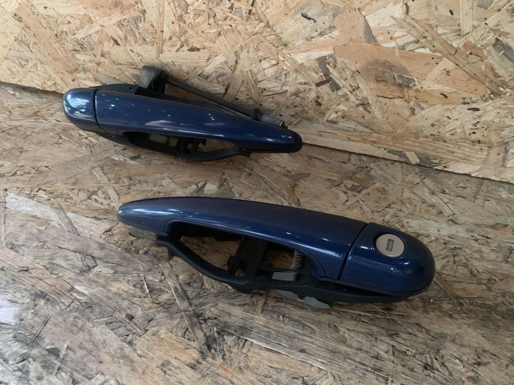 Klamka zewnetrzna drzwi lewa prawa BMW e46 lift topasblau