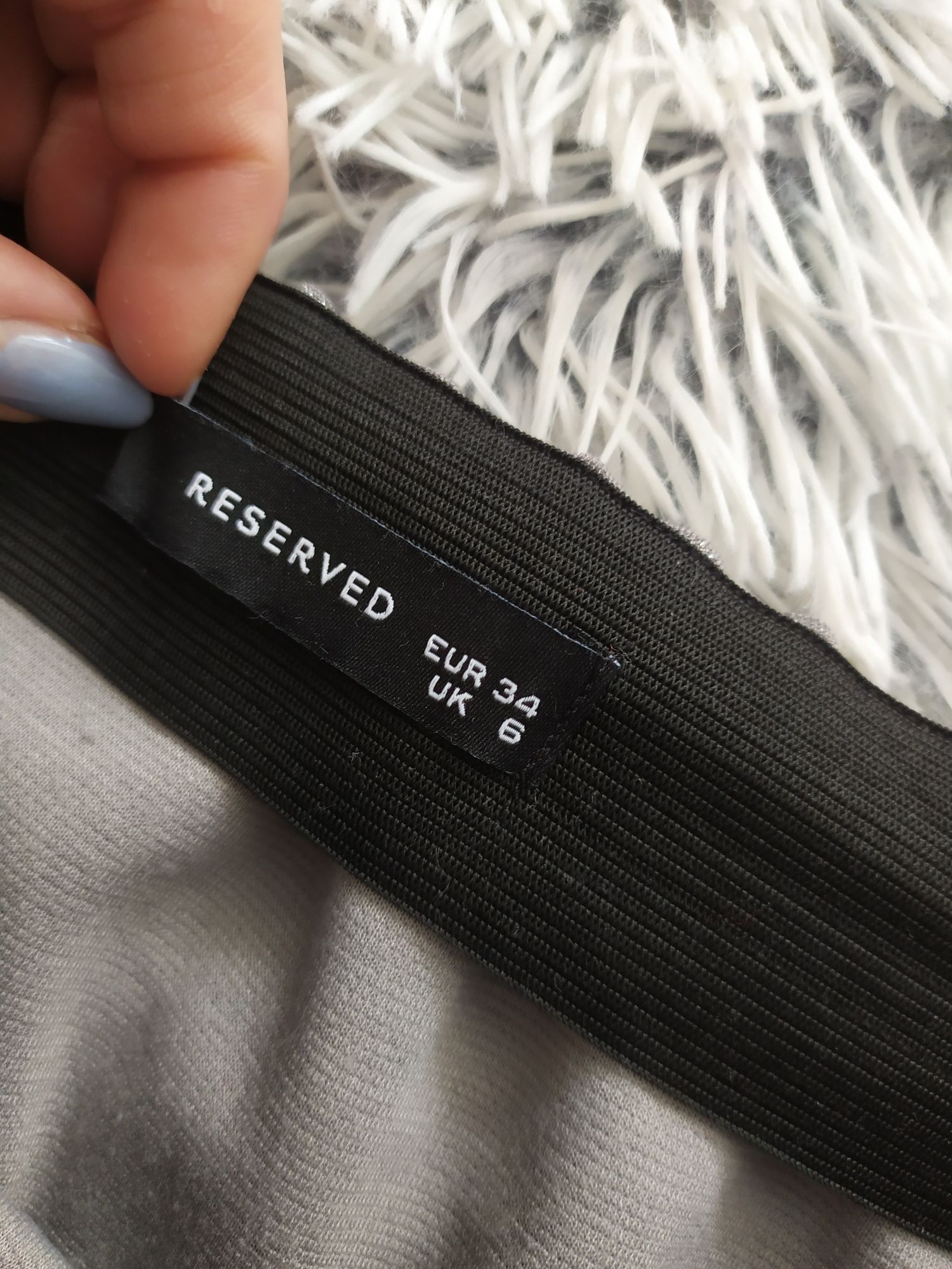 Spódnica tuba błyszcząca Reserved XS 34