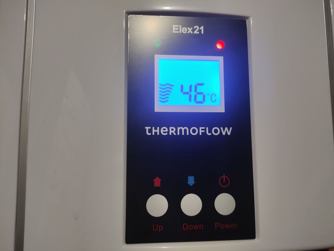 Sprzedam przepływowy podgrzewacz wody 21 kw thermoflow LCD 400V