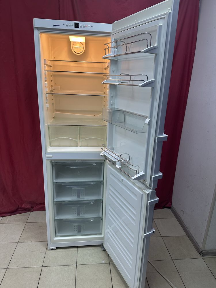 Холодильник Liebheer CNP 3913