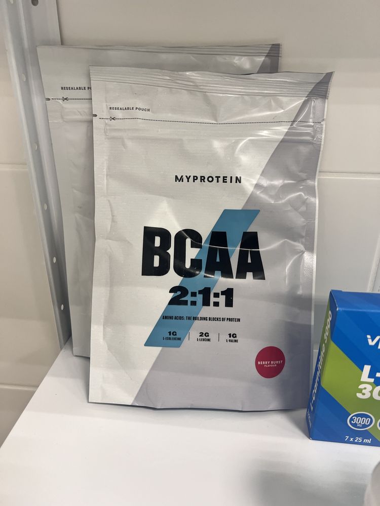 BCAA 2-1-1 Essential - 250g Berry Burst Ягідний вибух