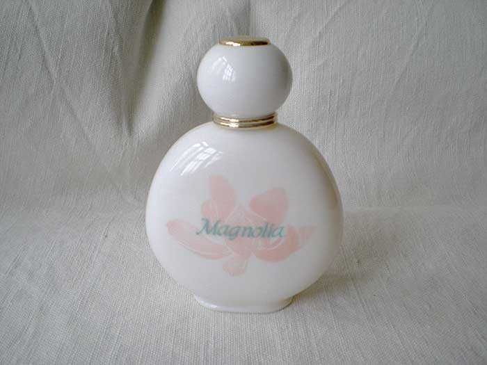 Pusty flakon po perfumach Magnolia Yves Rocher