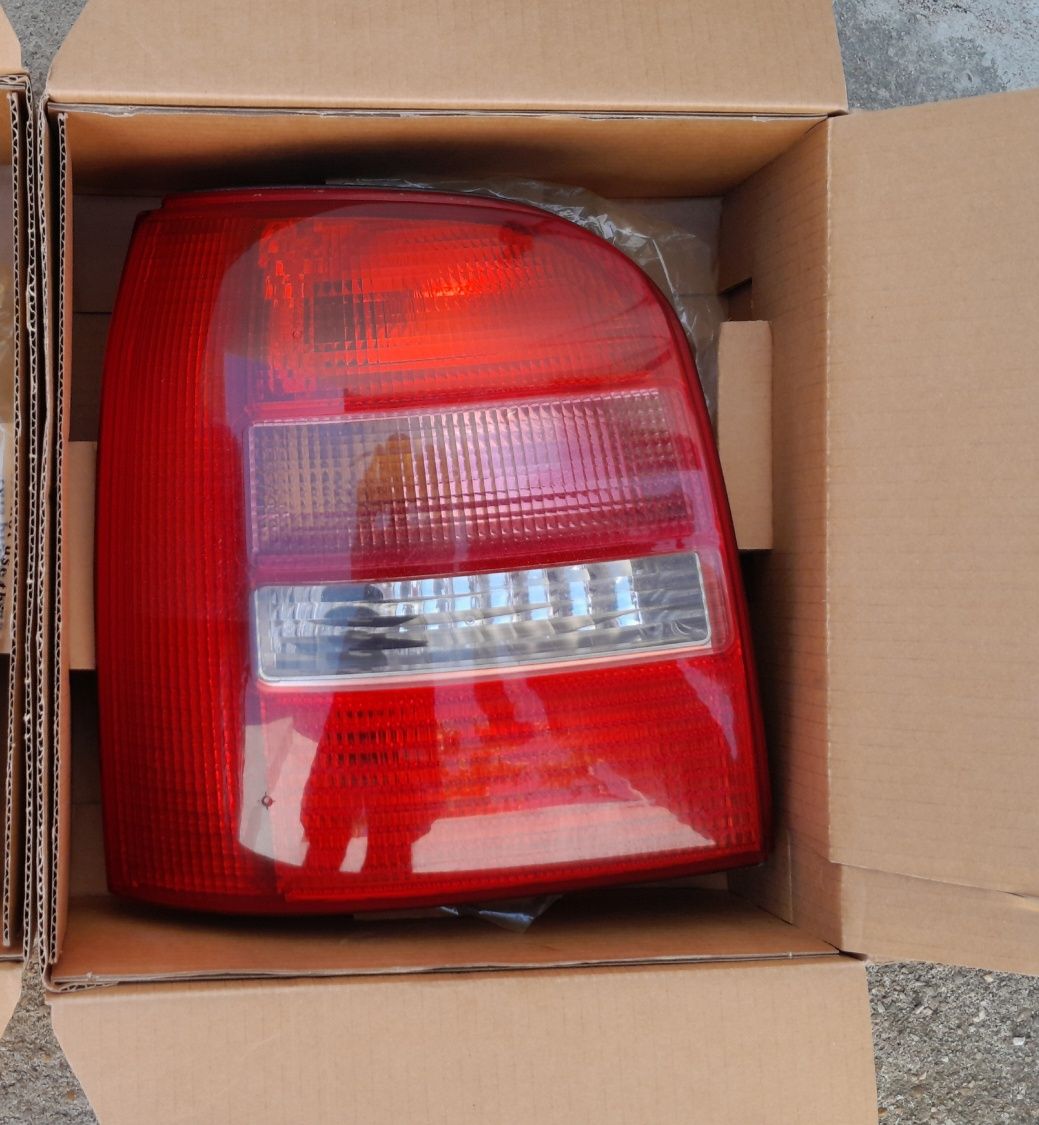 Farol traseiro Audi A4 B5 (em bom estado)