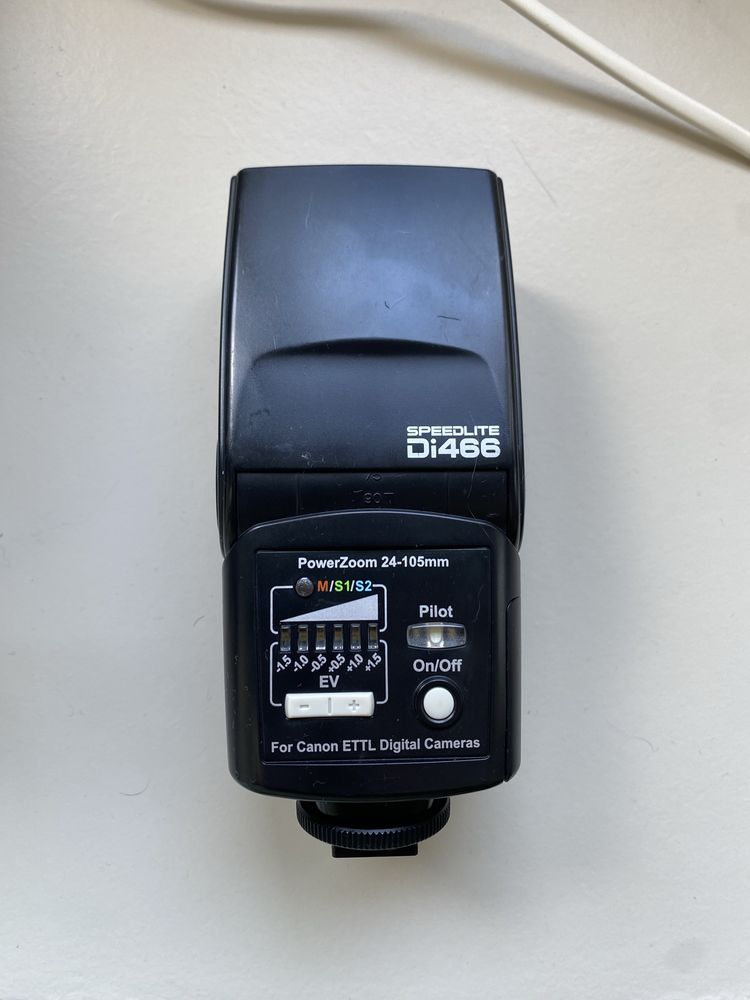 Nissin speedlite Di466