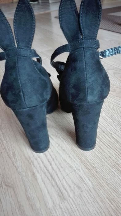 Buty damskie 37 czarne.