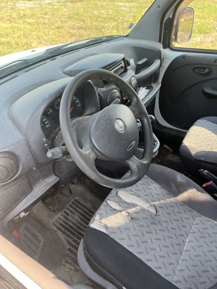carrinha para trabalho