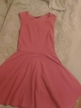 Рожева сукня вільного крою
