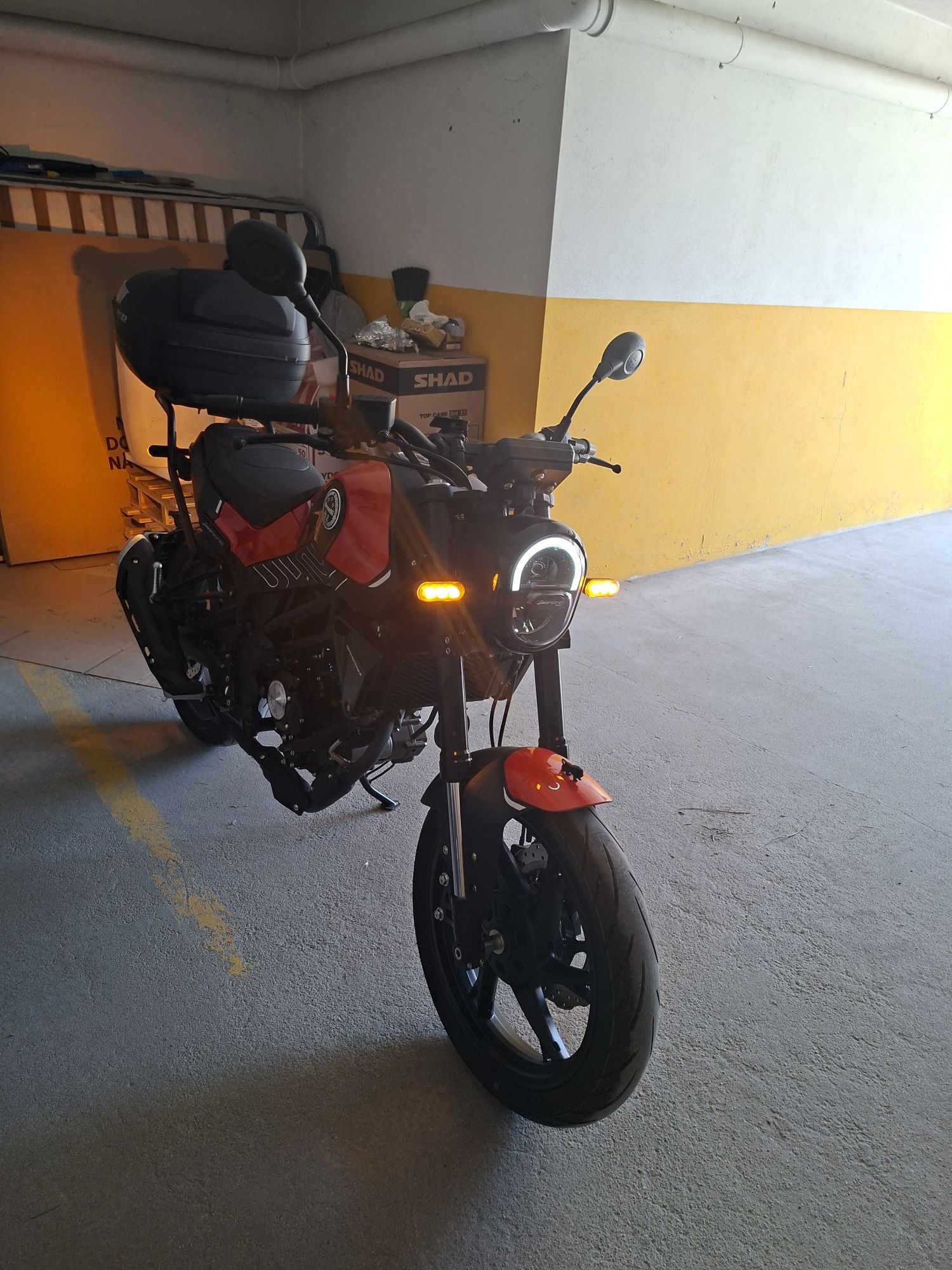 Benelli Leoncino 125cc 06/2024