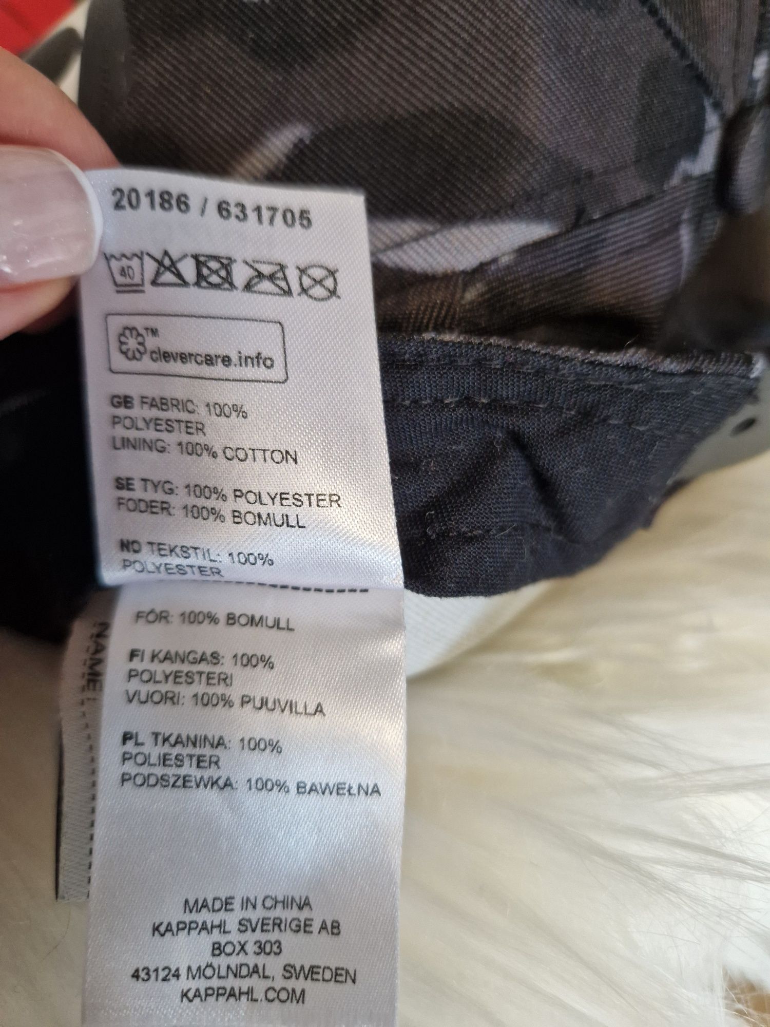 Chłopięca czapka z daszkiem z regulacją Kappahl r 52/54