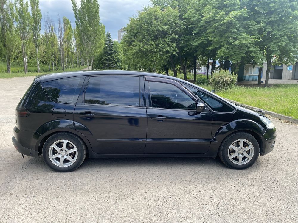 Продам Ford S-Max