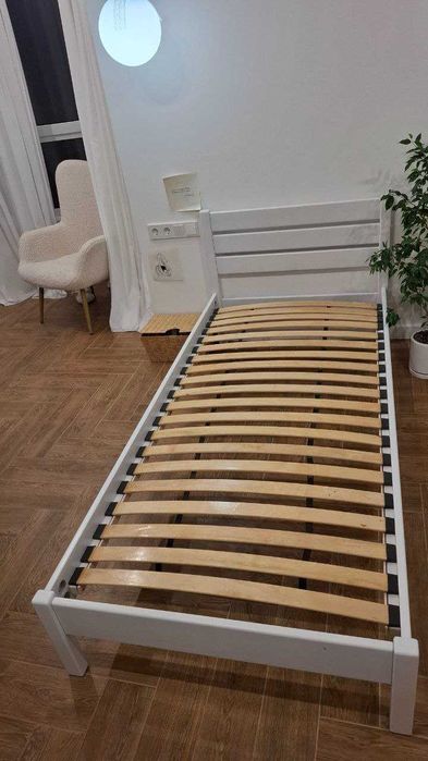 Ліжко і матрац. Самовивіз Вишневе