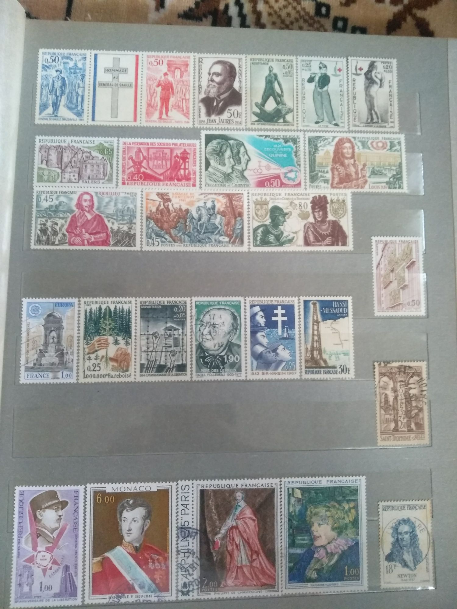Почтовые марки Франции