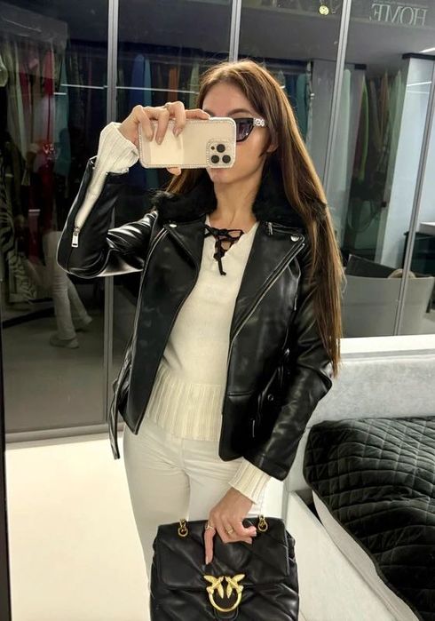 Kurtka Guess ramoneska z szerokim paskiem r. XS/34 czarna z futerkiem