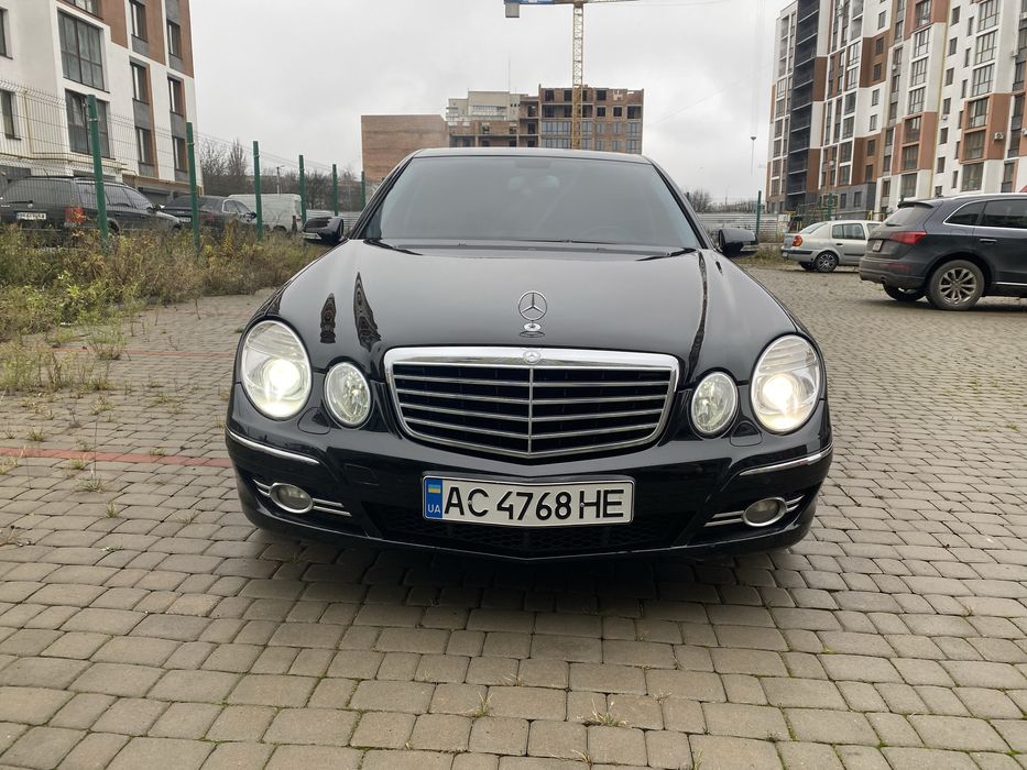 Продам Мерседес 211