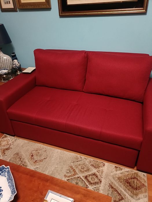 Sofá cama vermelho