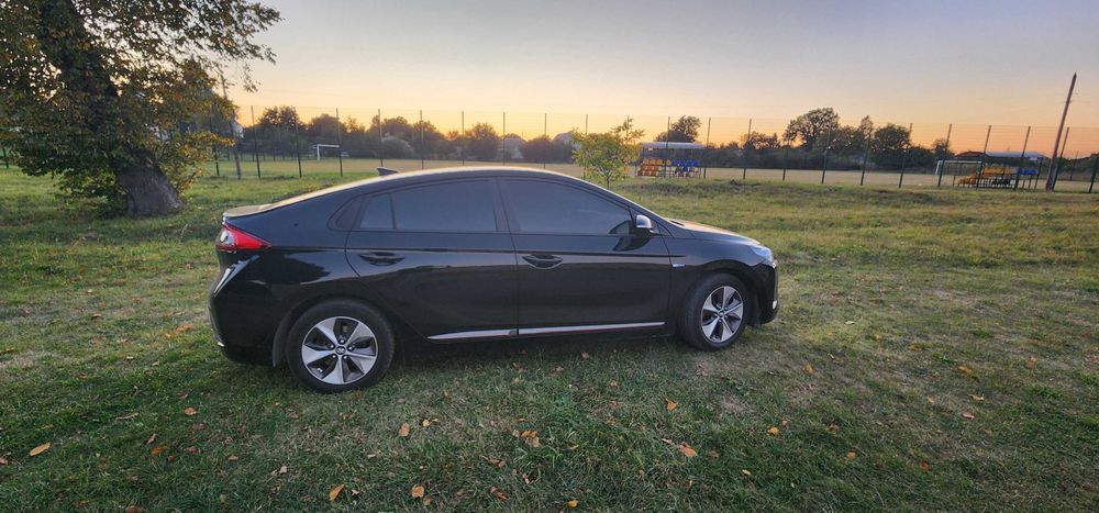 Hyundai ioniq 2019 р. Електро 28 kwt пригнаний з Бельгії