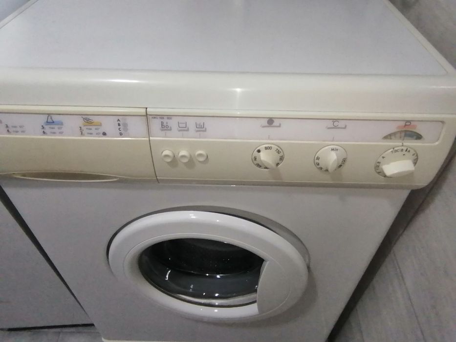 Пральна машинка , робоча