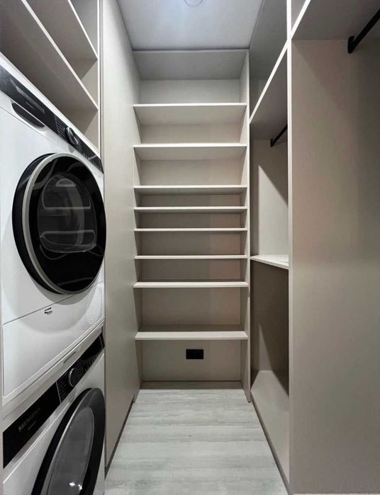 Французький Французский Тринити Бульвар фонтанов Тютюнника Маккейна