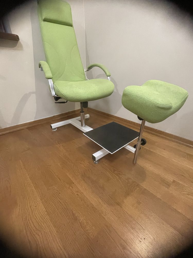 Fotel kosmetyczny